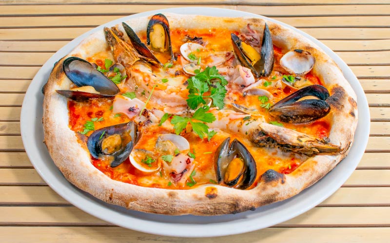 PalmBeach Tropical Restaurant | Frutti di Mare | pomodoro, mozzarella, frutti di mare, prezzemolo