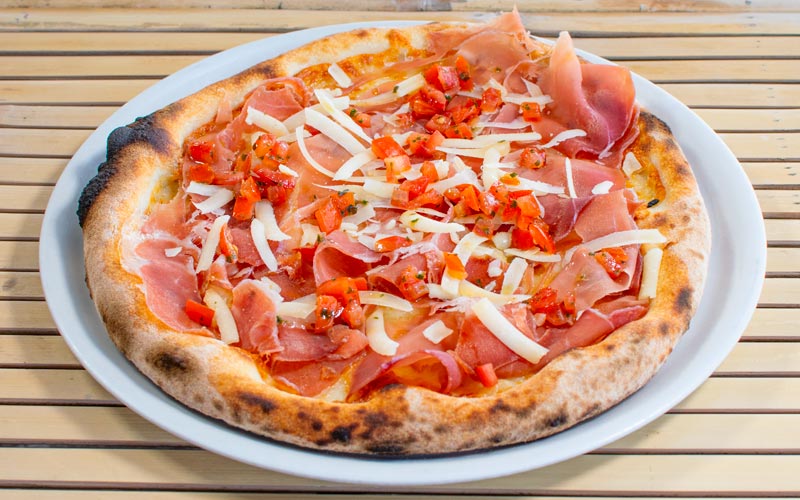 PalmBeach Tropical Restaurant | Italiana di Parma | mozzarella, crudo di parma, parmigiano reggiano, pomodoro fresco