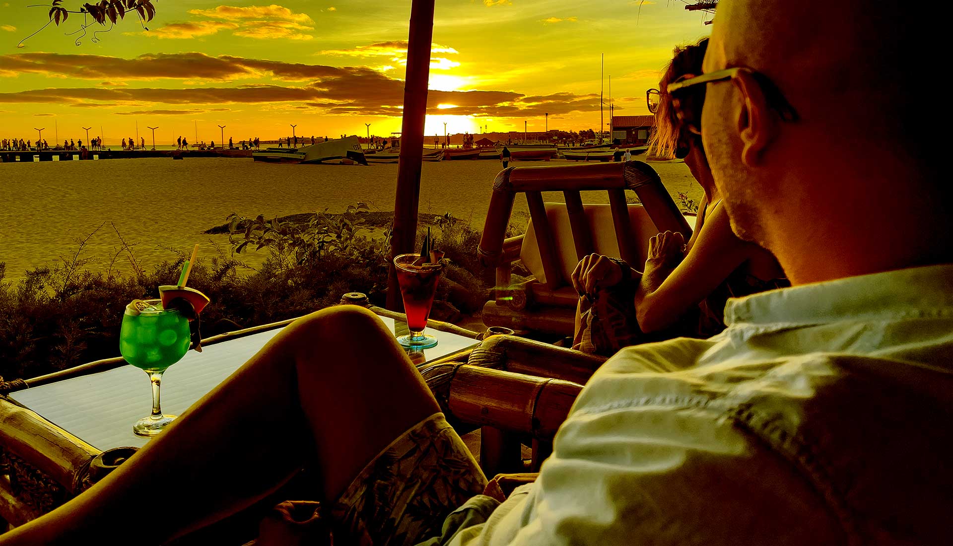 EN Lounge Lounge PalmBeach Tropical Restaurant Santa Maria Beach, Pier, Sal, Cape Verde